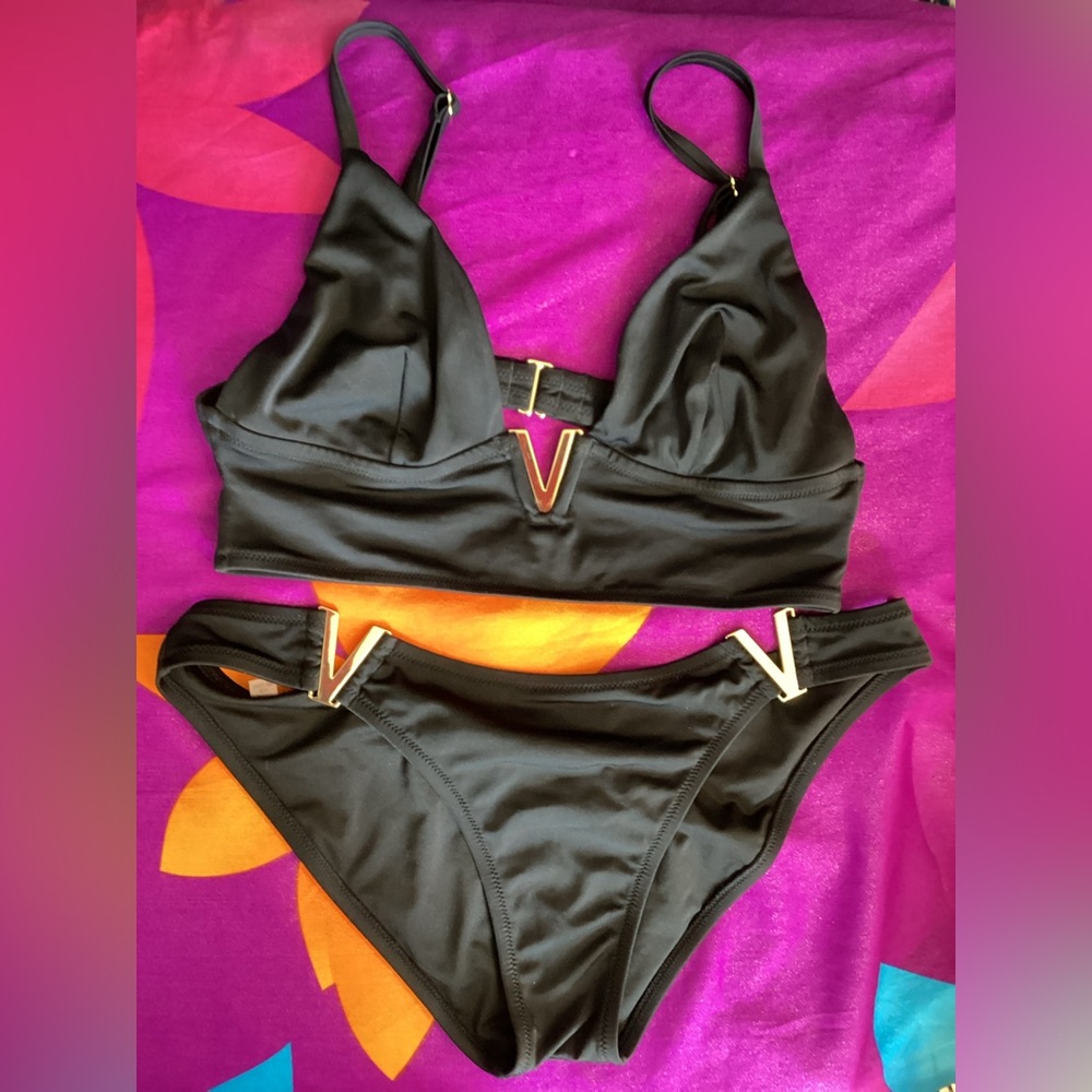 NWOT Victoria's Secret Black Bikini with Gold Accents L - Picture 2 of 11